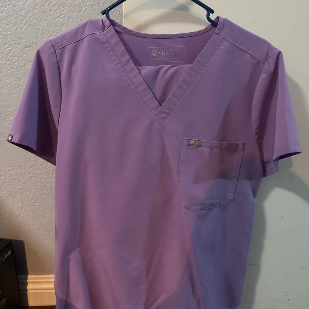 Mandala, Figs, and Fabletics Scrubs Per One Set - Picture 10 of 10